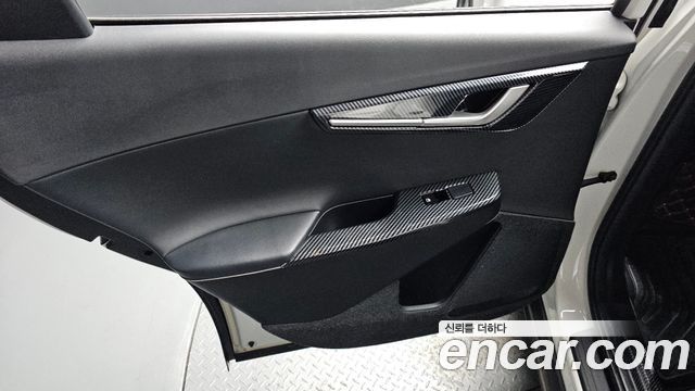 Kia EV6 Long Range Air 2022 — фото 25