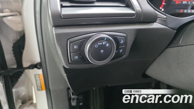 Ford Mondeo (IV) 2.0 Trend 2015 — фото 17