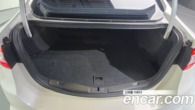 Ford Mondeo (IV) 2.0 Trend 2015 — фото 20