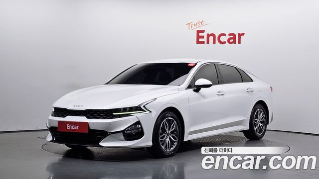Kia K5 (III) 2.0 Prestige 2023 — фото 1