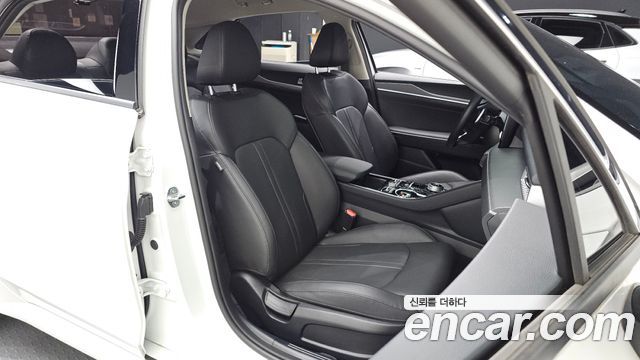 Kia K5 (III) 2.0 Prestige 2023 — фото 10