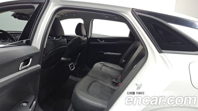 Kia K5 (III) 2.0 Prestige 2023 — фото 12