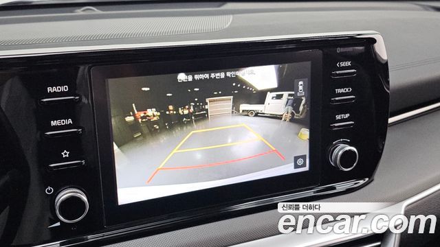 Kia K5 (III) 2.0 Prestige 2023 — фото 16