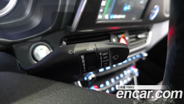 Hyundai Grandeur (IG) 3.0 Exclusive 2019 — фото 34