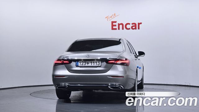 Mercedes-Benz E-Class (W213) E250 Exclusive 2021 — фото 4