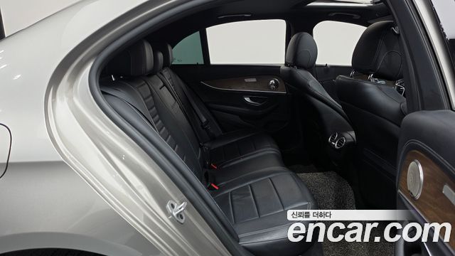 Mercedes-Benz E-Class (W213) E250 Exclusive 2021 — фото 11