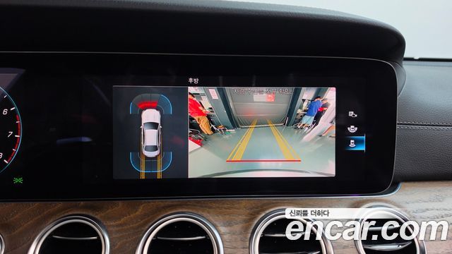 Mercedes-Benz E-Class (W213) E250 Exclusive 2021 — фото 14