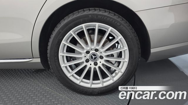 Mercedes-Benz E-Class (W213) E250 Exclusive 2021 — фото 21