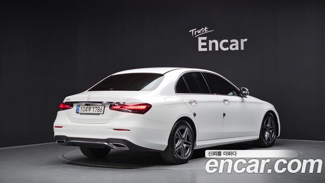 Mercedes-Benz E-Class (W213) E250 AMG Line 2023 — фото 2