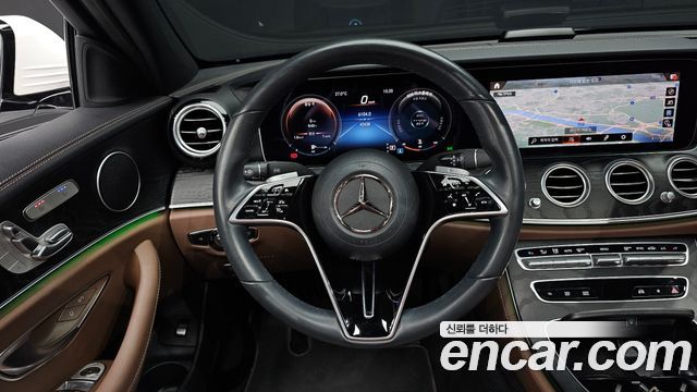 Mercedes-Benz E-Class (W213) E250 AMG Line 2023 — фото 13