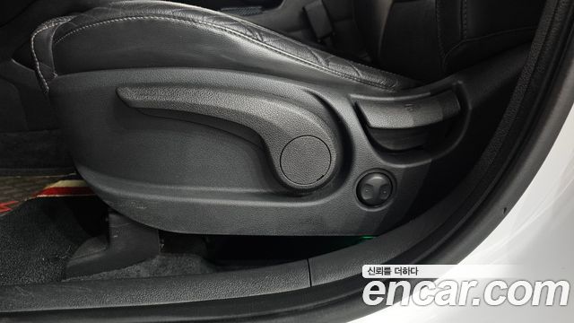 Hyundai Tucson Diesel 2.0 2WD Modern 2020 — фото 30