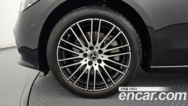Mercedes-Benz C-Class (W206) C200 Avantgarde 2023 — фото 5