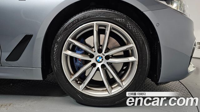 BMW 5 Series (G30) 530i M Sport Package Plus 2017 — фото 21