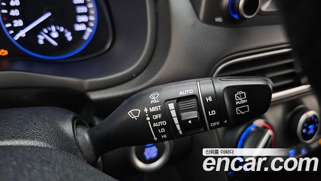 Hyundai Kona 1.6 Turbo 2WD Modern Tech 2019 — фото 17