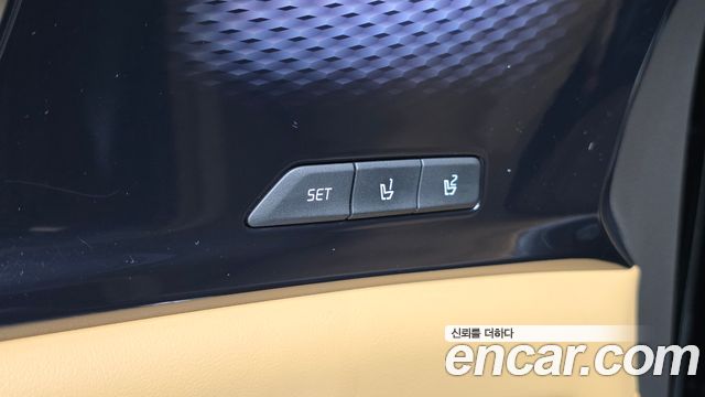 Kia Carnival (IV) Gasoline 9-Seater Signature 2023 — фото 12