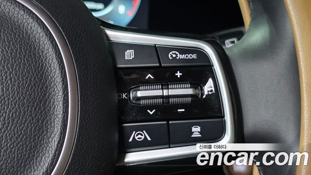 Kia Carnival (IV) Gasoline 9-Seater Signature 2023 — фото 16
