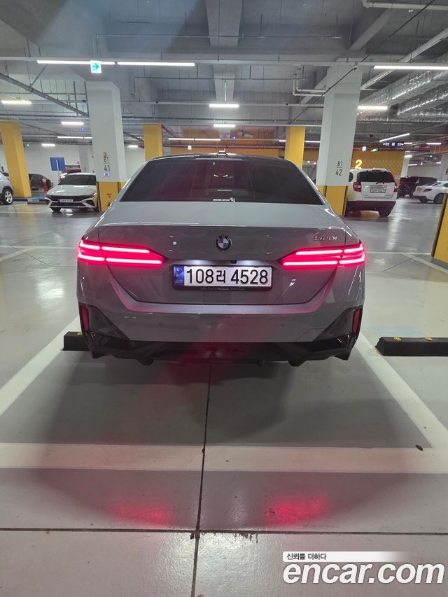 BMW 5 Series (G60) 520i M Sport 2024 — фото 4