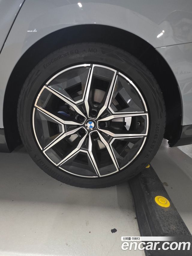 BMW 5 Series (G60) 520i M Sport 2024 — фото 15
