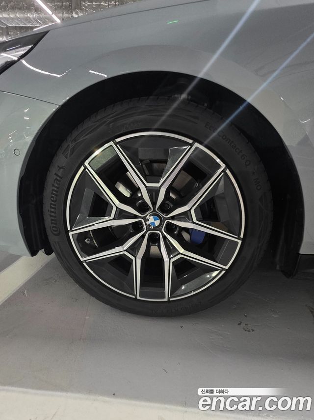 BMW 5 Series (G60) 520i M Sport 2024 — фото 22