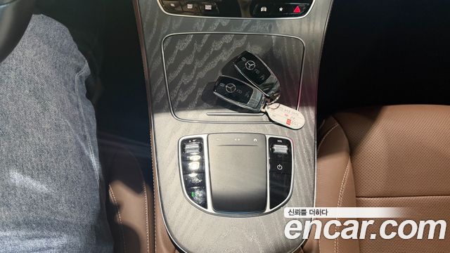Mercedes-Benz E-Class (W213) E350 4MATIC Avantgarde 2022 — фото 18