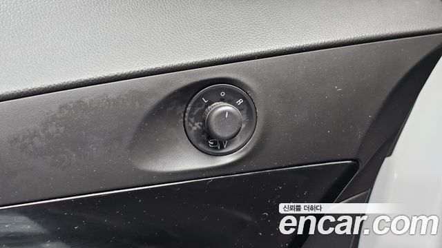 Chevrolet Orlando 2.0 Diesel LT Safety Pack 2015 — фото 17