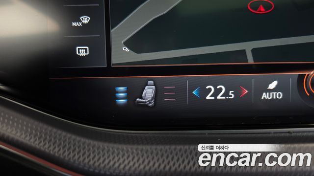 Volkswagen Touareg (III) 3.0 TDI R-Line 2023 — фото 32