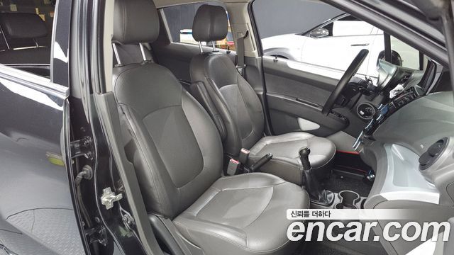 Chevrolet Spark LPG LT Standard 2014 — фото 10