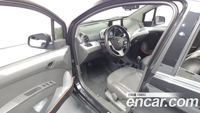 Chevrolet Spark LPG LT Standard 2014 — фото 11