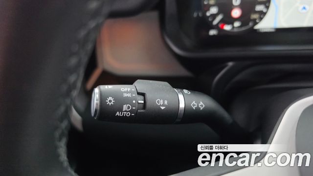 Land Rover Defender (L663) 110 P300 X-Dynamic SE 2025 — фото 27