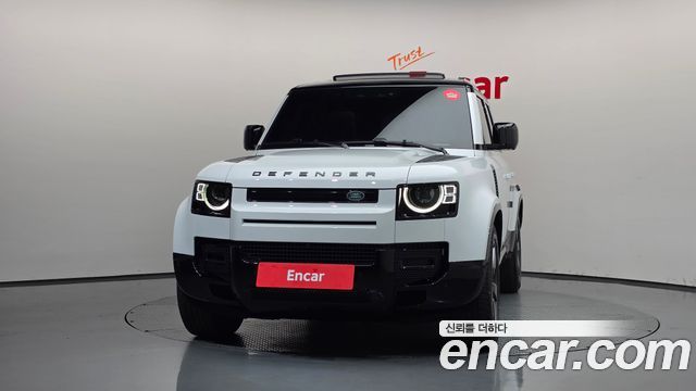 Land Rover Defender (L663) 110 P300 X-Dynamic SE 2025 — фото 3