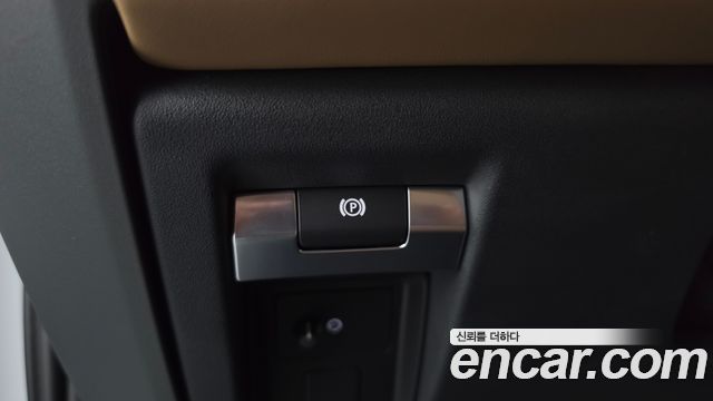 Land Rover Defender (L663) 110 P300 X-Dynamic SE 2025 — фото 31