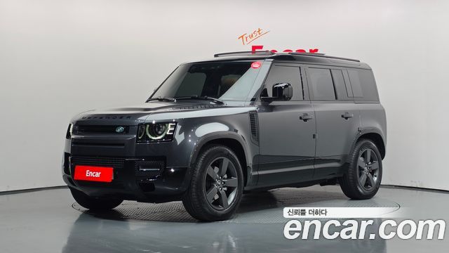 Land Rover Defender (L663) 110 P300 X-Dynamic SE