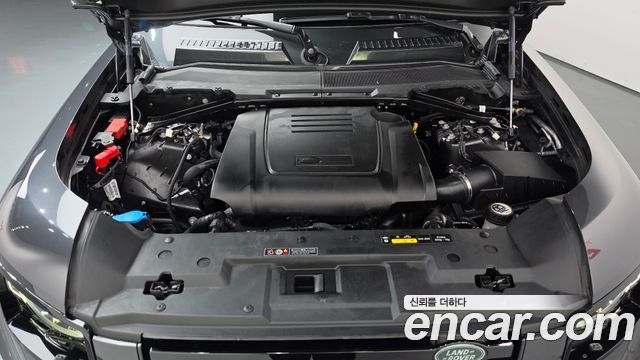 Land Rover Defender (L663) 110 P300 X-Dynamic SE 2025 — фото 6