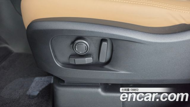 Land Rover Defender (L663) 110 P300 X-Dynamic SE 2025 — фото 27