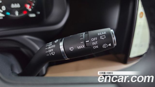 Land Rover Defender (L663) 110 P300 X-Dynamic SE 2025 — фото 40