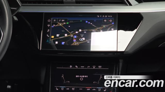 Audi e-tron 55 Quattro Sportback 2023 — фото 14