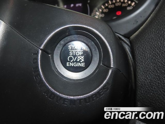 Jeep Renegade 2.4 Longitude High 2018 — фото 18
