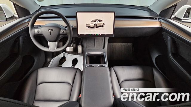 Tesla Model Y Long Range AWD 2023 — фото 7