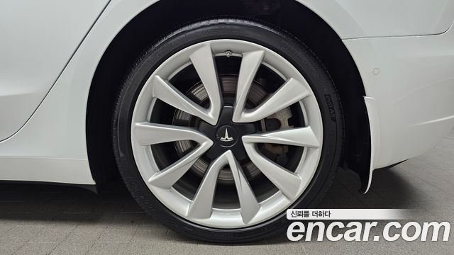 Tesla Model 3 Long Range AWD 2020 — фото 21