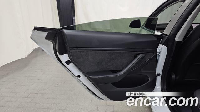 Tesla Model 3 Long Range AWD 2020 — фото 25