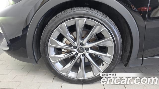 Toyota Crown Crossover 2.5 4WD Hybrid 2023 — фото 5