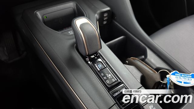 Toyota Crown Crossover 2.5 4WD Hybrid 2023 — фото 9