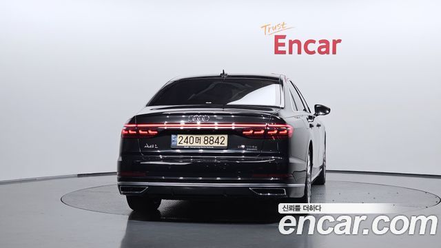 Audi A8 (D5) 55 TFSI Quattro LWB 2021 — фото 4