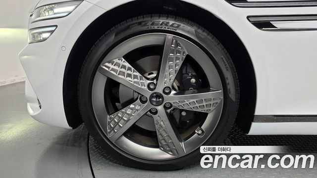 Genesis G80 (RG3) Gasoline 2.5 Turbo AWD 2025 — фото 5