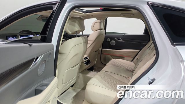 Genesis G80 (RG3) Gasoline 2.5 Turbo AWD 2025 — фото 11