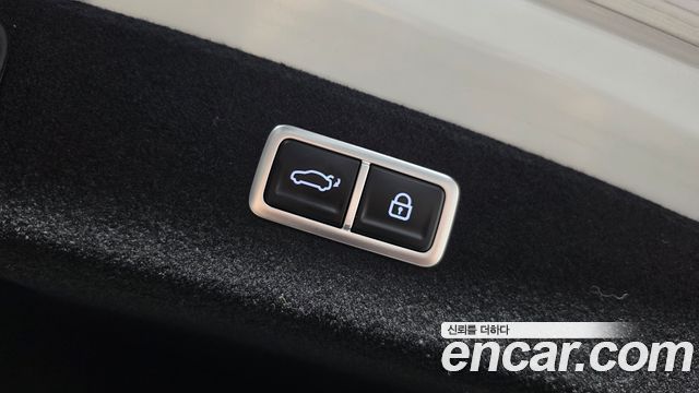 Genesis G80 (RG3) Gasoline 2.5 Turbo AWD 2025 — фото 17