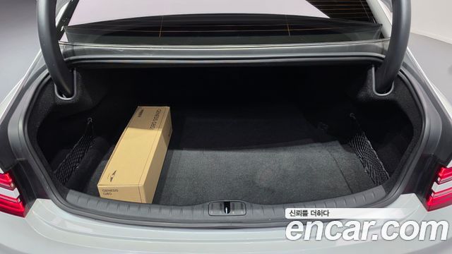 Genesis G80 (RG3) Gasoline 2.5 Turbo AWD 2025 — фото 18