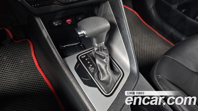 Kia Niro 1.6 HEV Luxury 2020 — фото 9