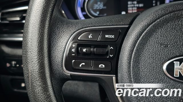 Kia Niro 1.6 HEV Luxury 2020 — фото 14