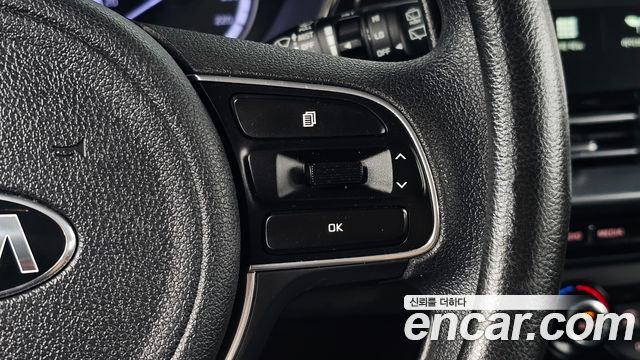 Kia Niro 1.6 HEV Luxury 2020 — фото 15